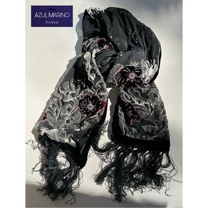 Floral Print Velvet Scarf with few sequin • Bufanda de  Terciopelo Floral •